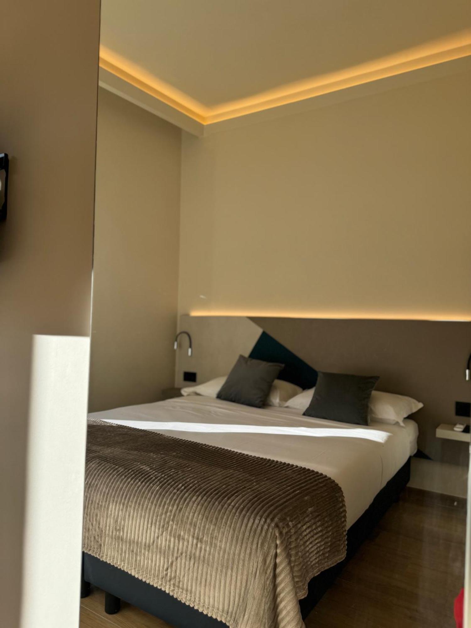 Honeycomb Guesthouse Roma Exterior foto